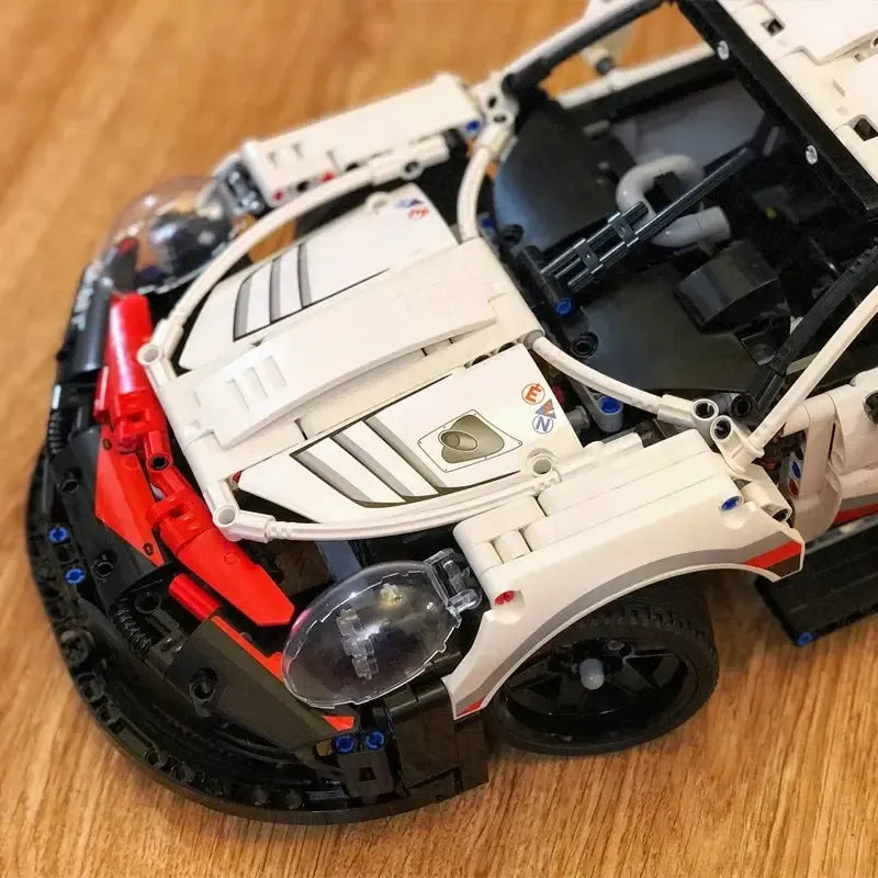 911 RSR with RC Engine and LED Lights