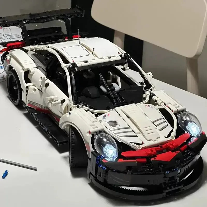 911 RSR with RC Engine and LED Lights